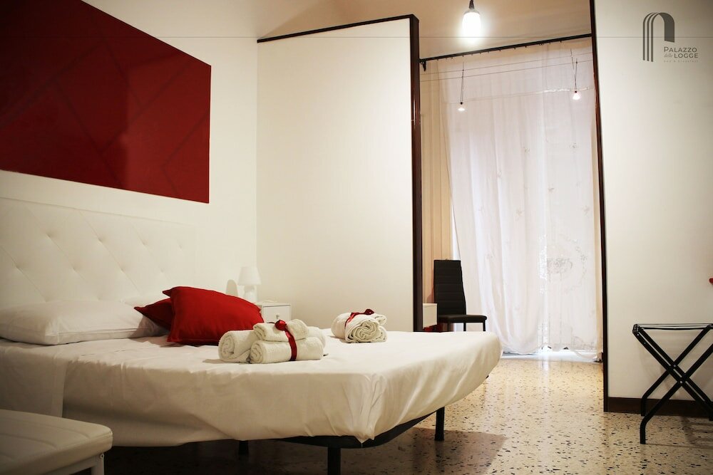 Фото Palazzo delle Logge