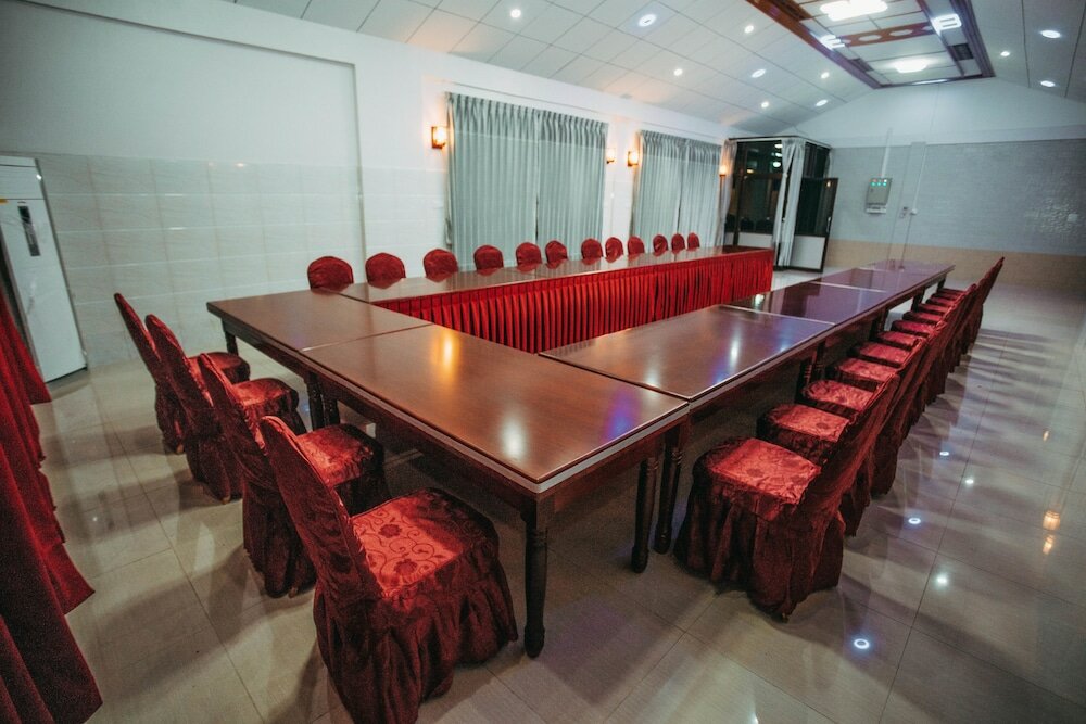 Фото Amber Palace Hotel