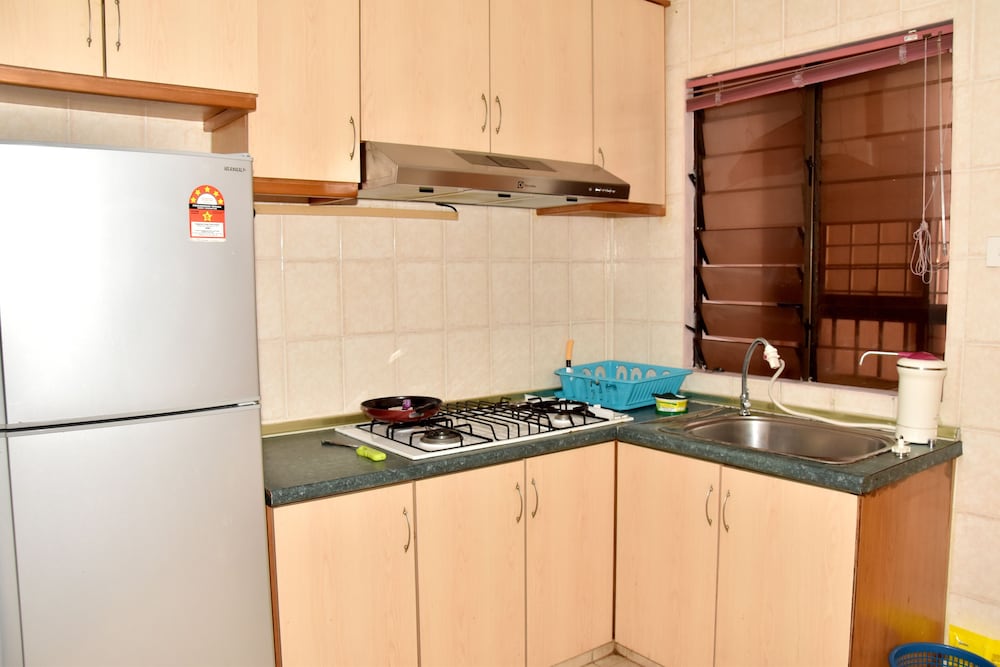 Фото Ideal Holiday Apartment Marina Court