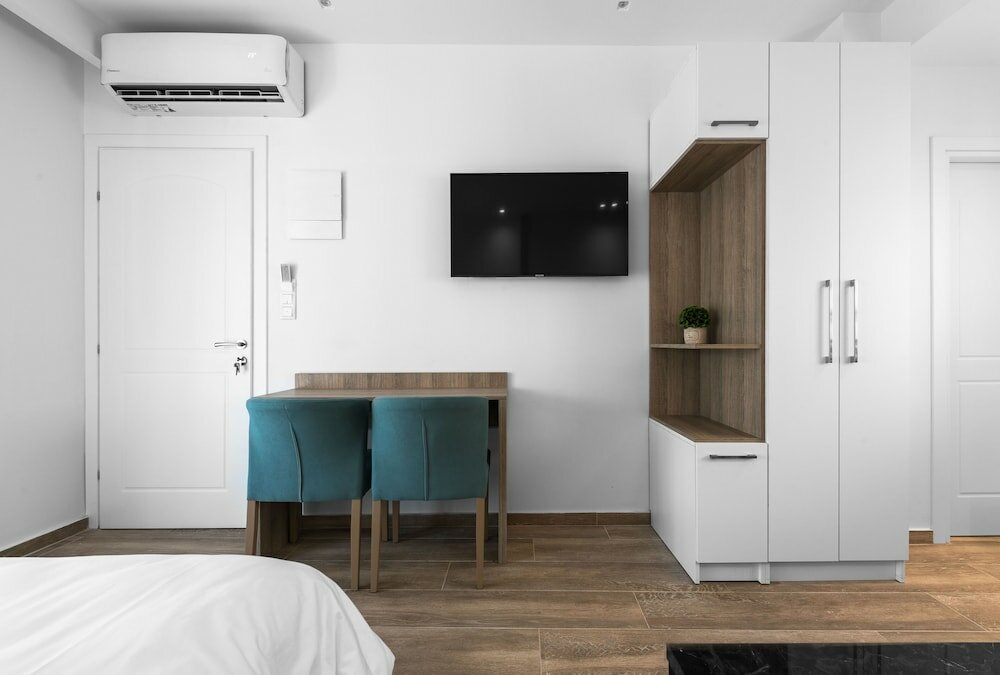 Фото Penthouse Level 8 Nilie Hospitality Mgmt