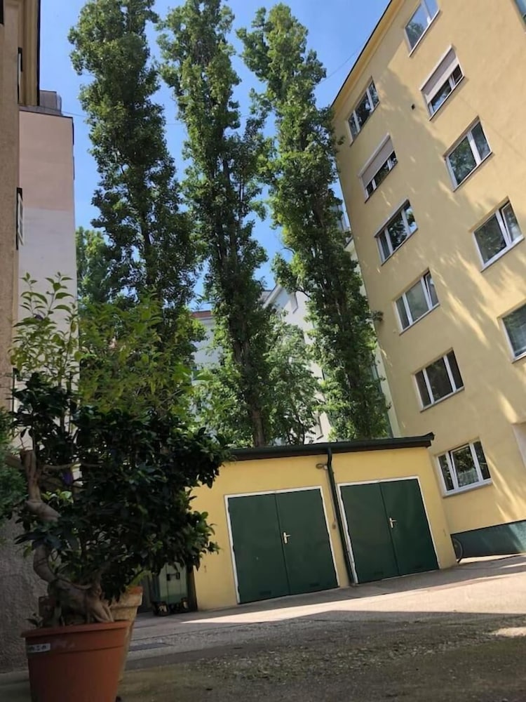 Фото Blueberry Living City Apartment