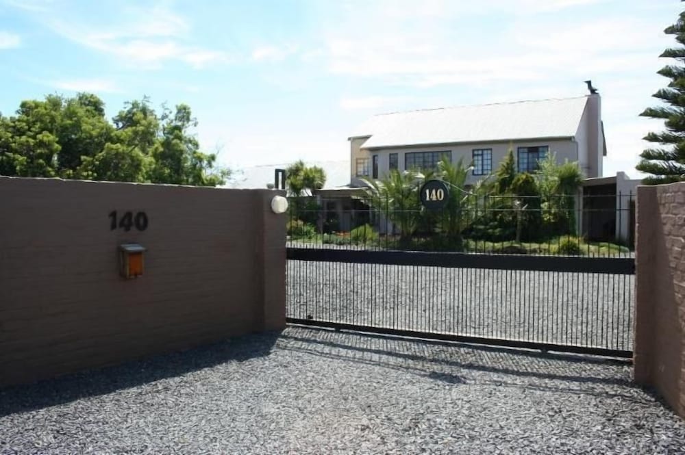 Фото Deo Gratia Guest House