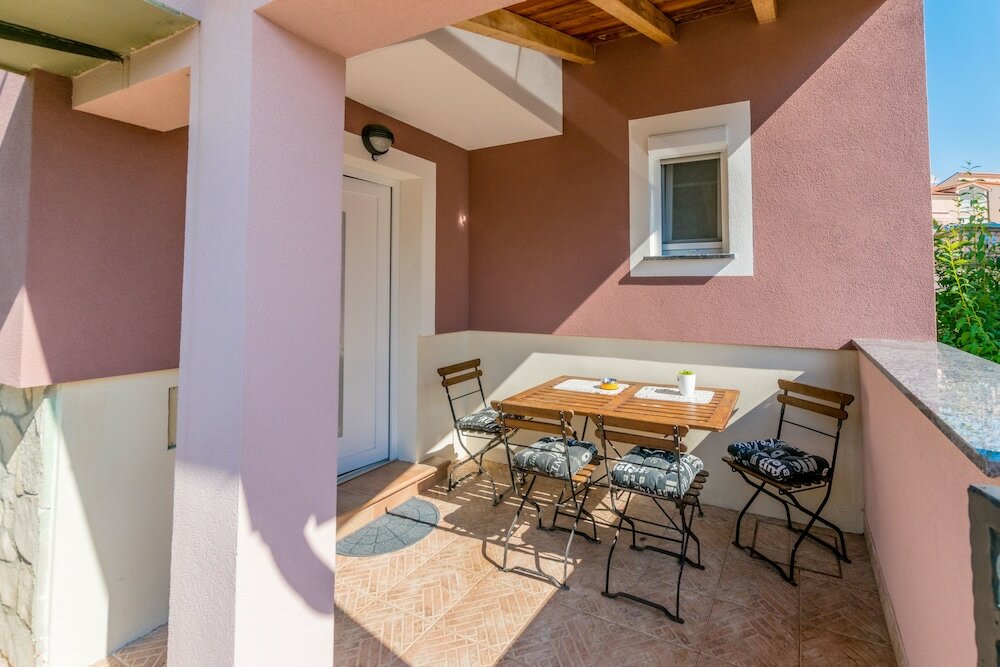 Фото Affordable Apartment Bruno in Pula