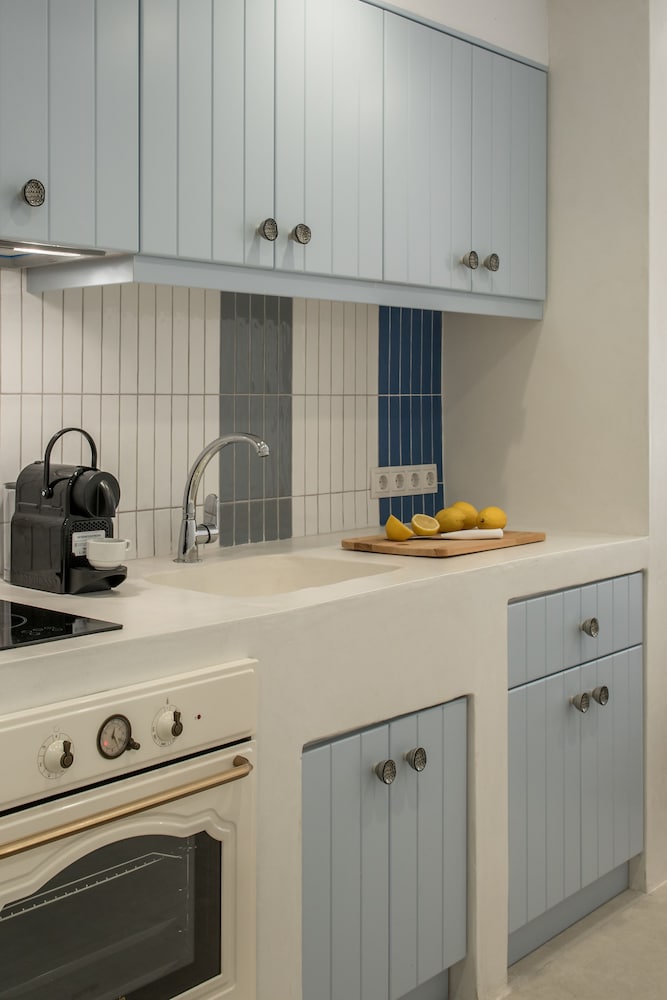 Фото Aphrodite Luxury Apartment