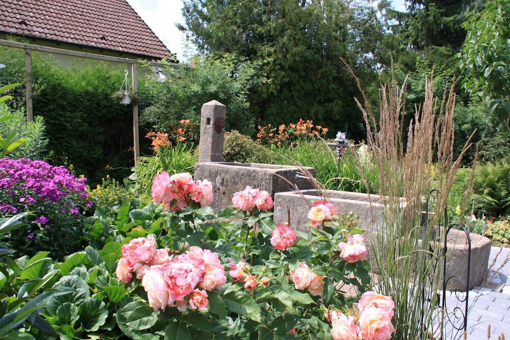 Фото Mein kleinHOTEL Herbstein