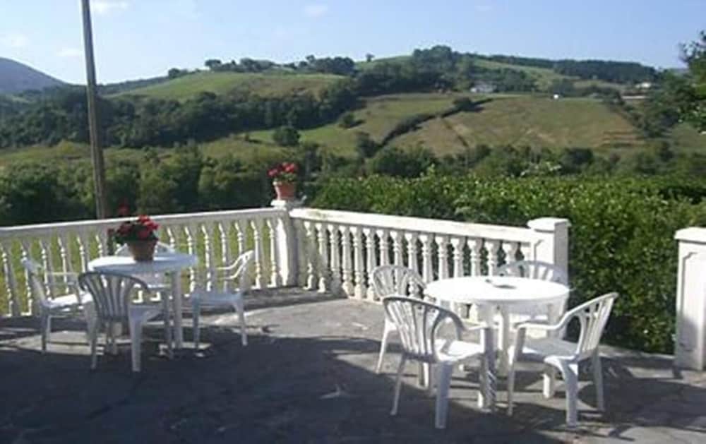 Фото Tolare Berri