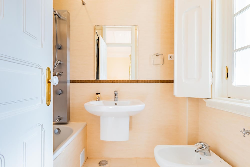 Фото Saldanha Central Urban Lisbon