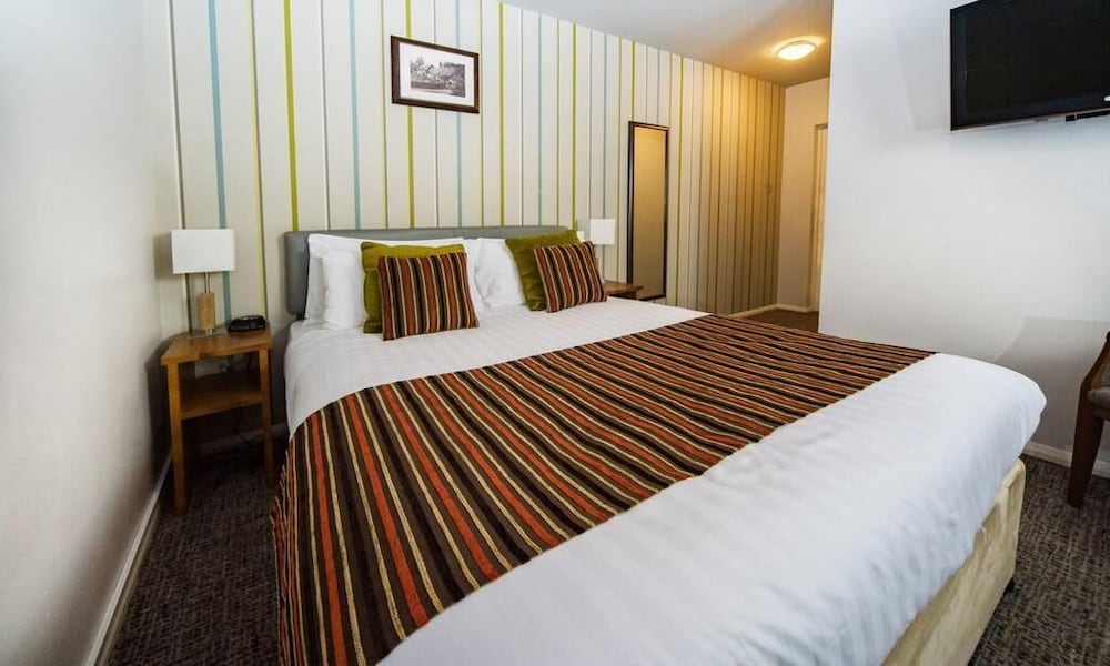 Фото Henley Hotel