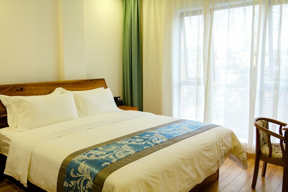 Фото Junlan Hotel