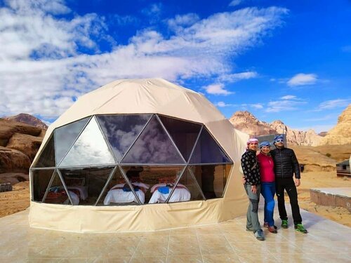 Гостиница Bronze Mountains Camp