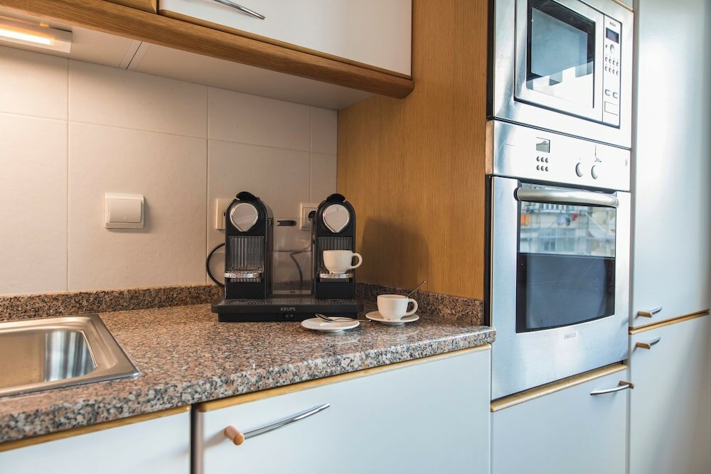 Фото Family Wonder Two Bedroom Garage