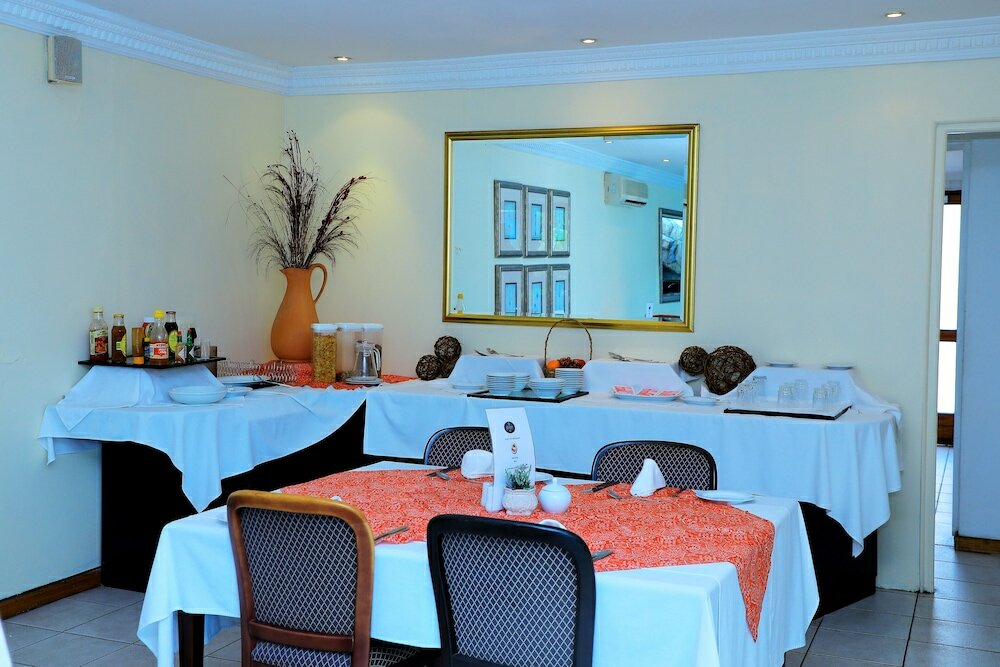 Фото King's Tide Boutique Hotel