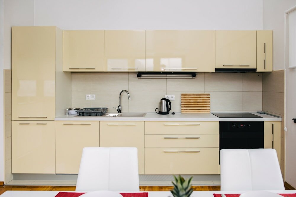 Фото Luxury 3 Story House- Best View