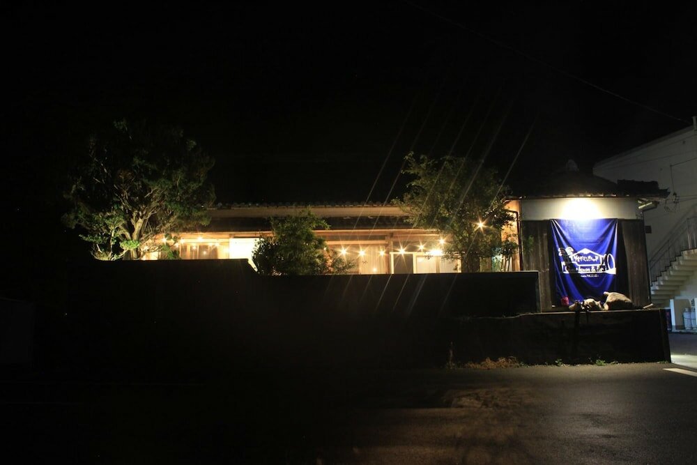 Фото Guest House & Bar Diamond Head