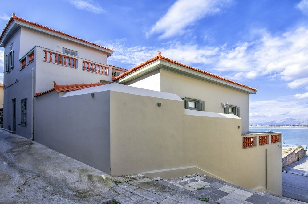 Фото Impero Nafplio Hotel & Suites