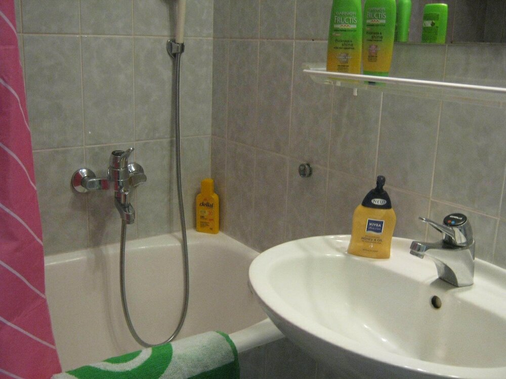 Фото Apartments And Rooms Artemida