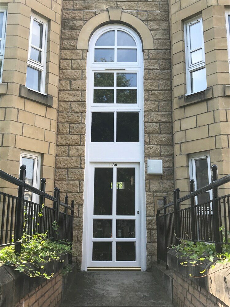 Фото McDonald Road Apartment