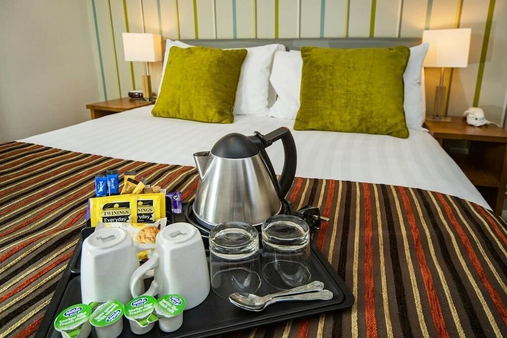 Фото Henley Hotel