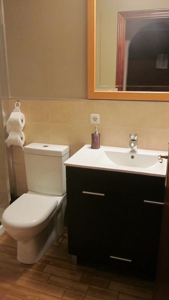 Фото Tolare Berri