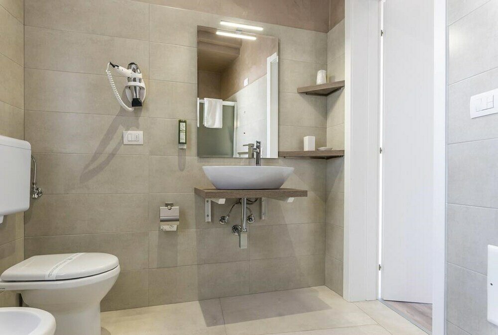 Фото ViaMonti Hotel