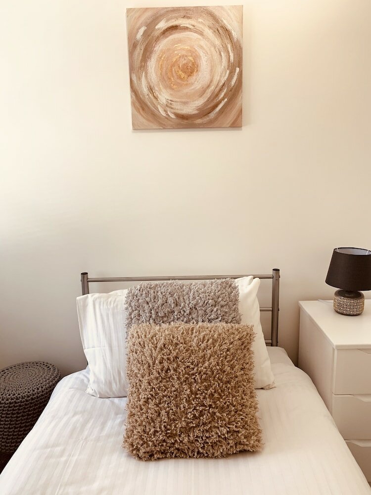 Фото Elthorne Luxury Apartments