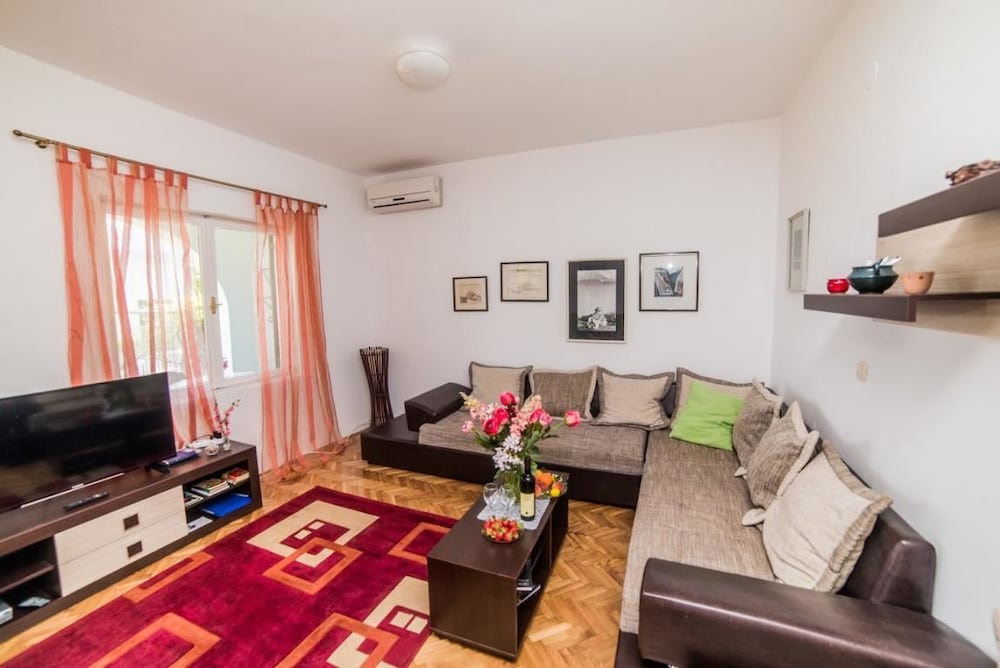 Фото Becici Sunset home