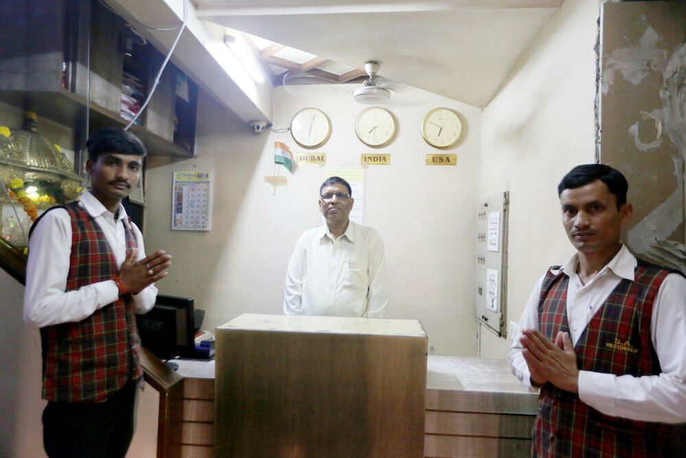 Фото Hotel Sa Residency