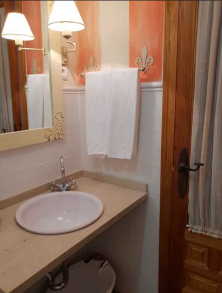 Фото Hotel Rural Molino la Boticaria