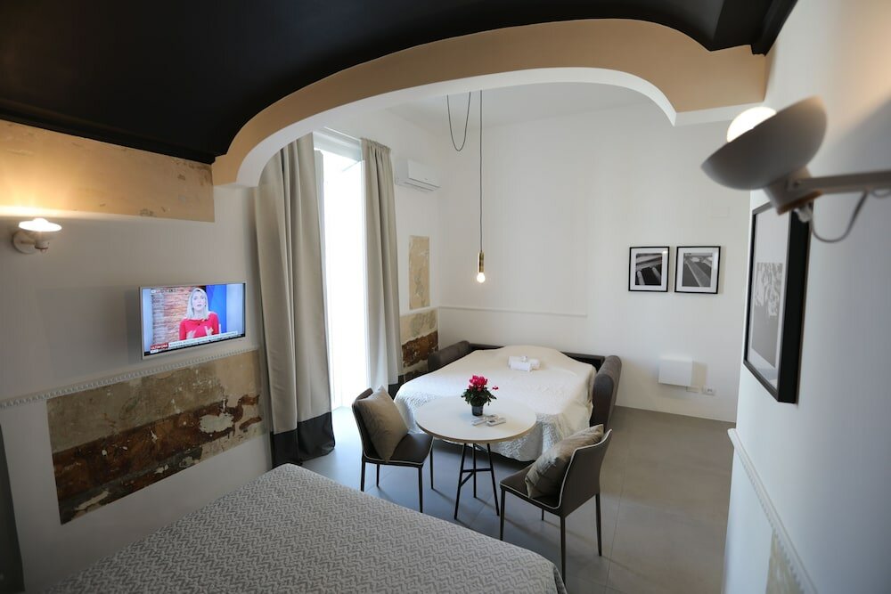 Фото The Station Napoli B&B