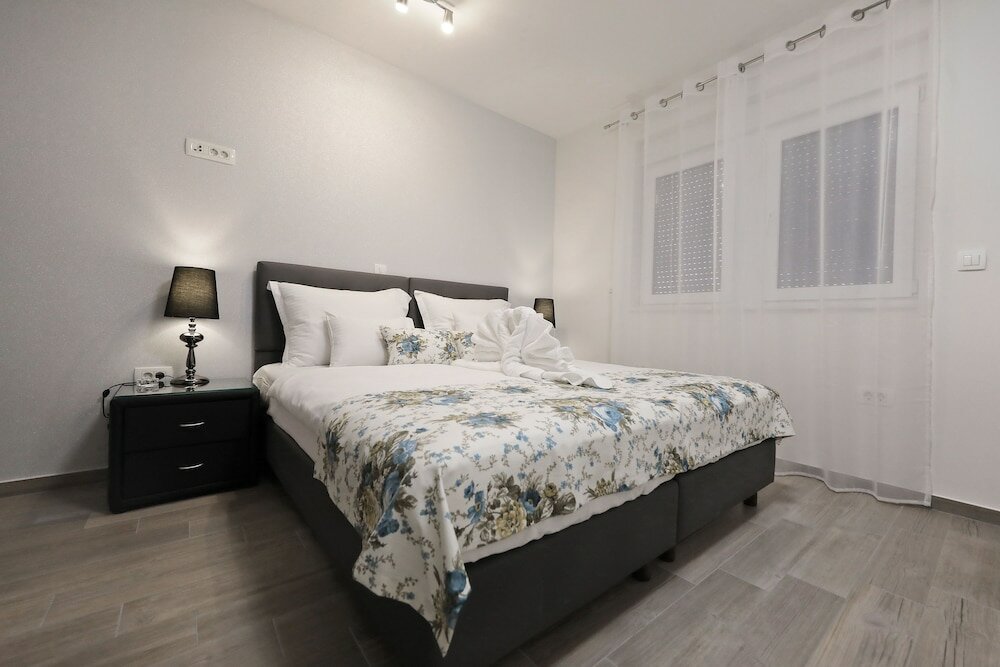 Фото Luxury Majpruz Suites