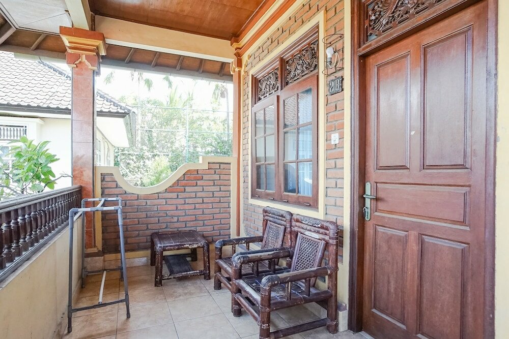 Фото Indopurejoy House - Komala Indah Cottages