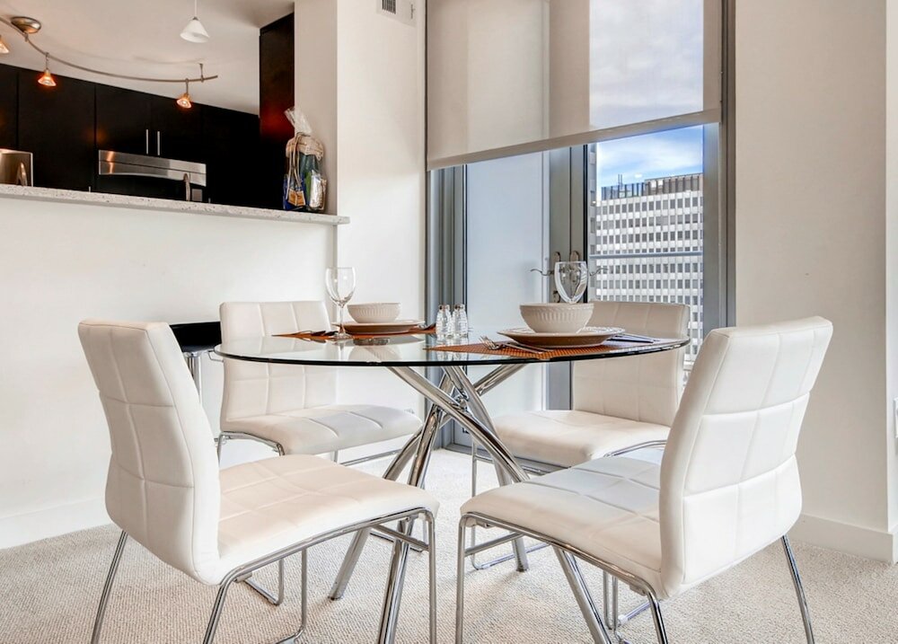 Фото Bluebird Suites near National Airport