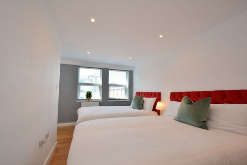 Гостиница London Deluxe Apartments в Лондоне