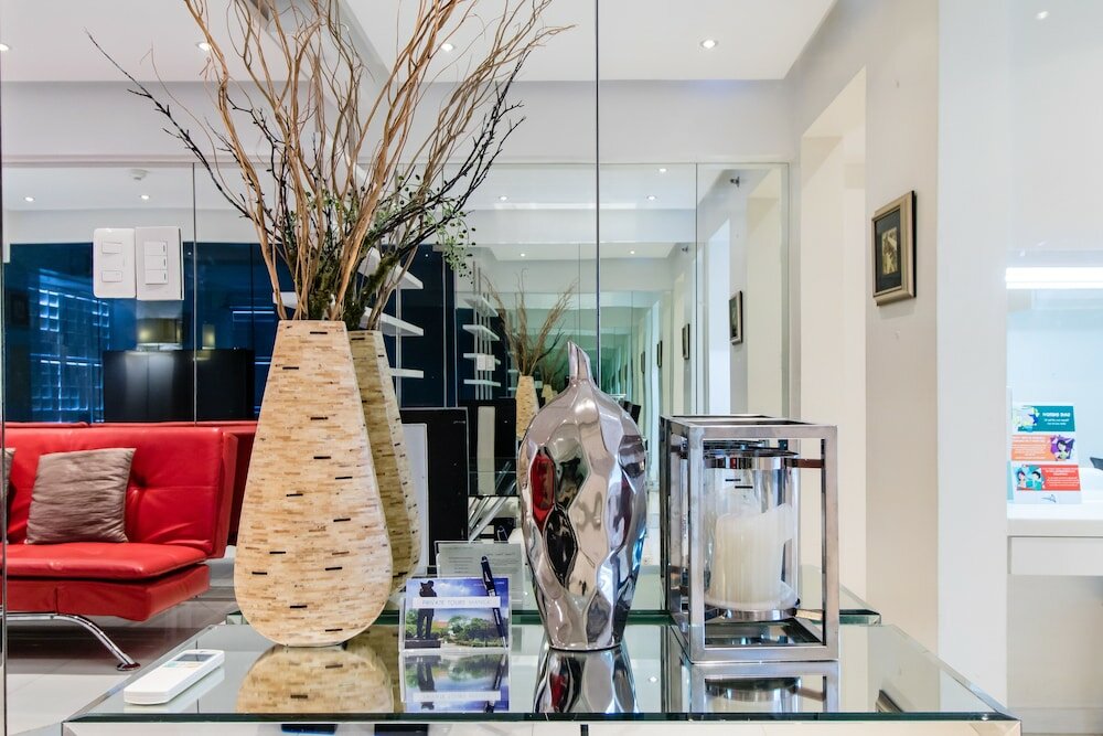 Фото Alcoves Greenbelt Park Place Makati