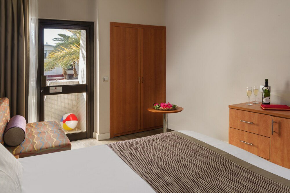 Фото Leonardo Privilege Hotel Eilat