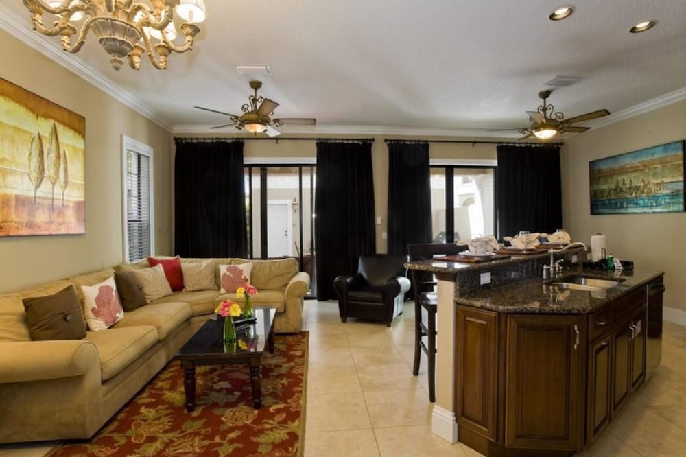 Фото Reunion Resort Homes by Atlas Vh