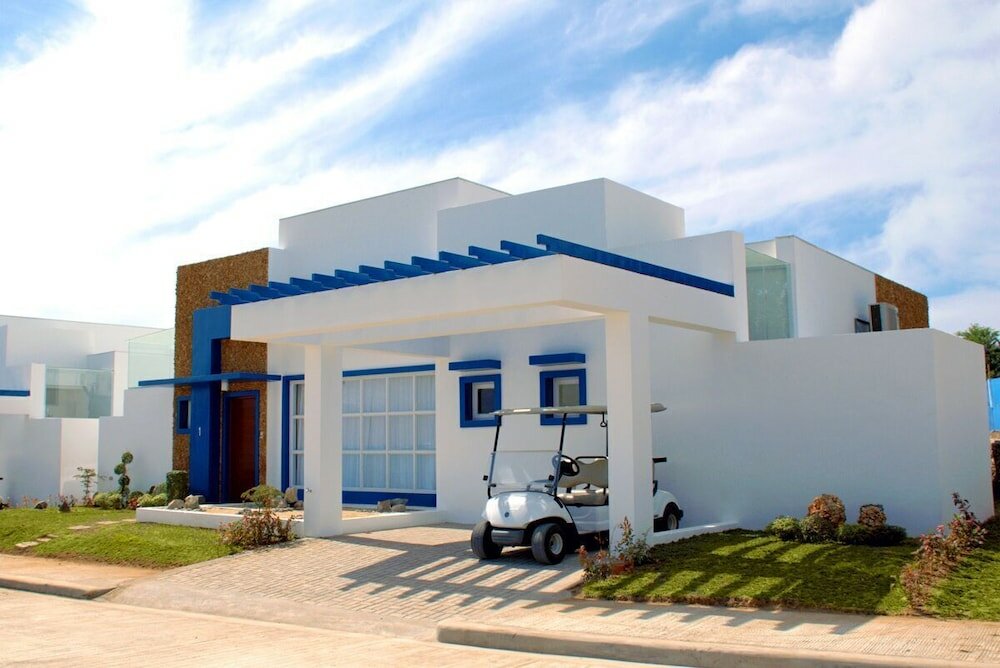 Фото Thunderbird Resorts - Poro Point