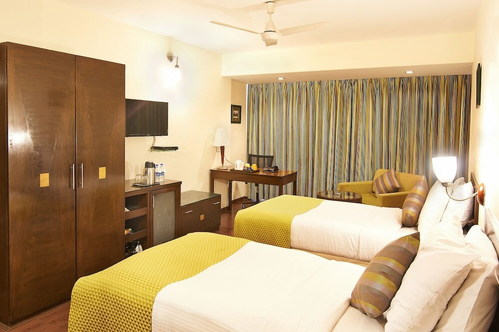 Фото The Shalimar Hotel