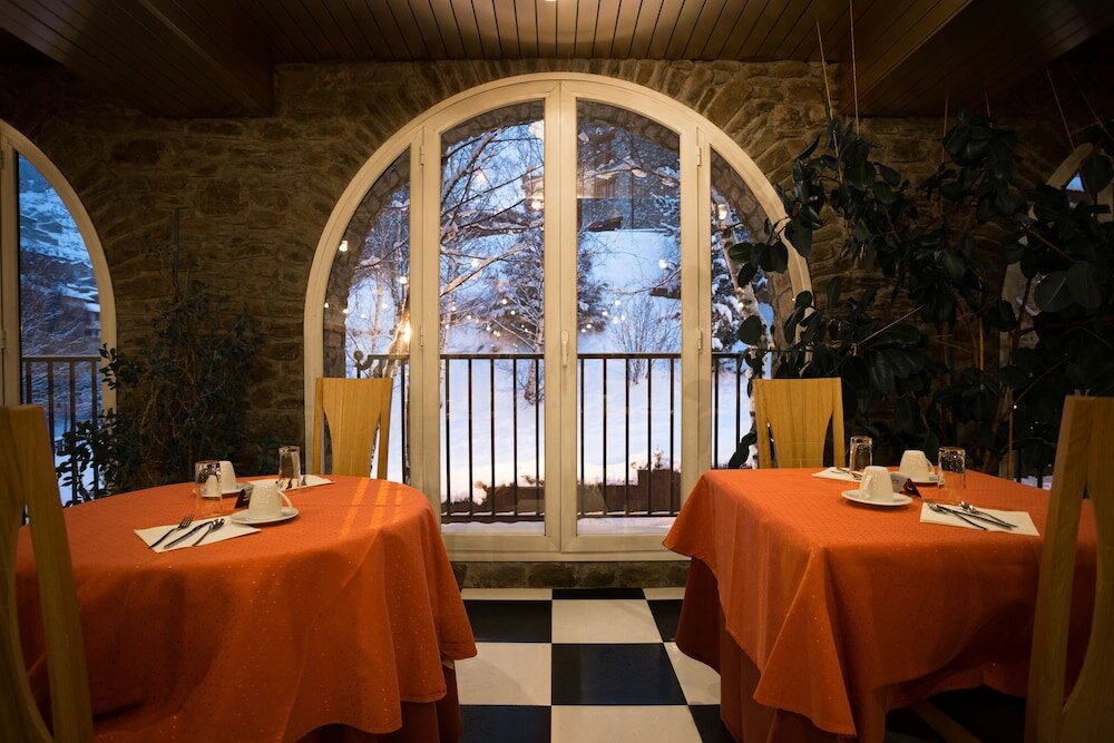 Фото Hotel Llop Gris