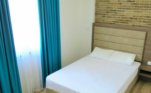 Гостиница Hotel Guinness в Сутоморе