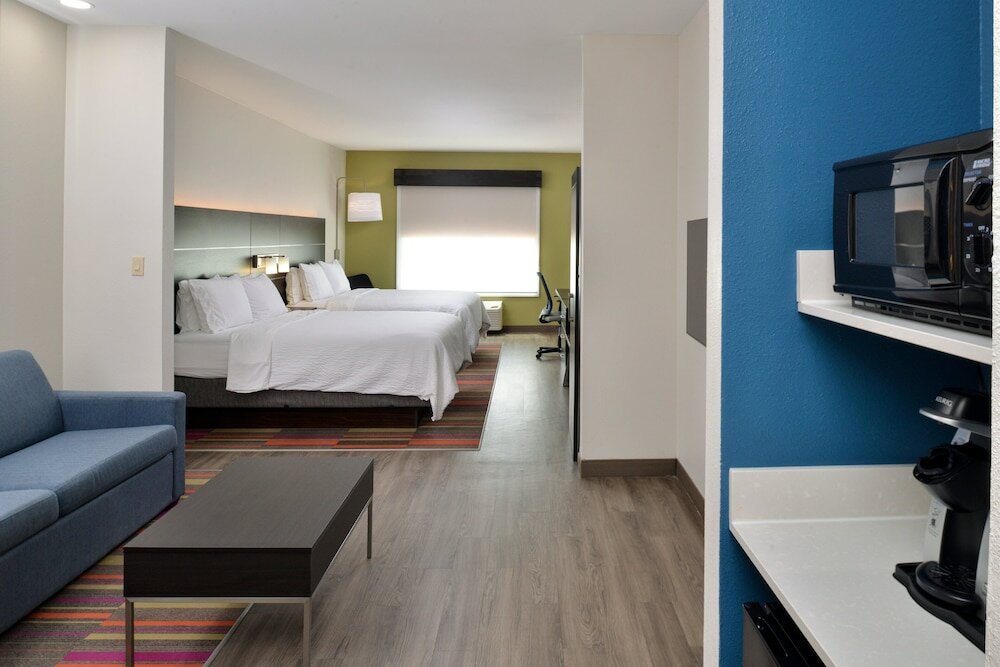 Фото Holiday Inn Express & Suites Carthage