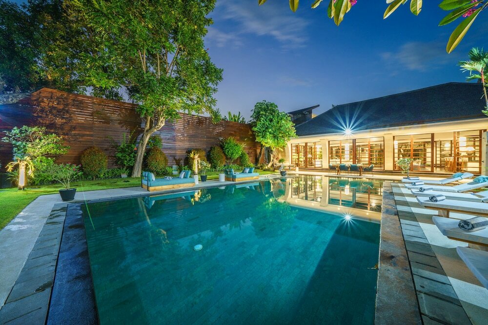 Фото Villa Karishma