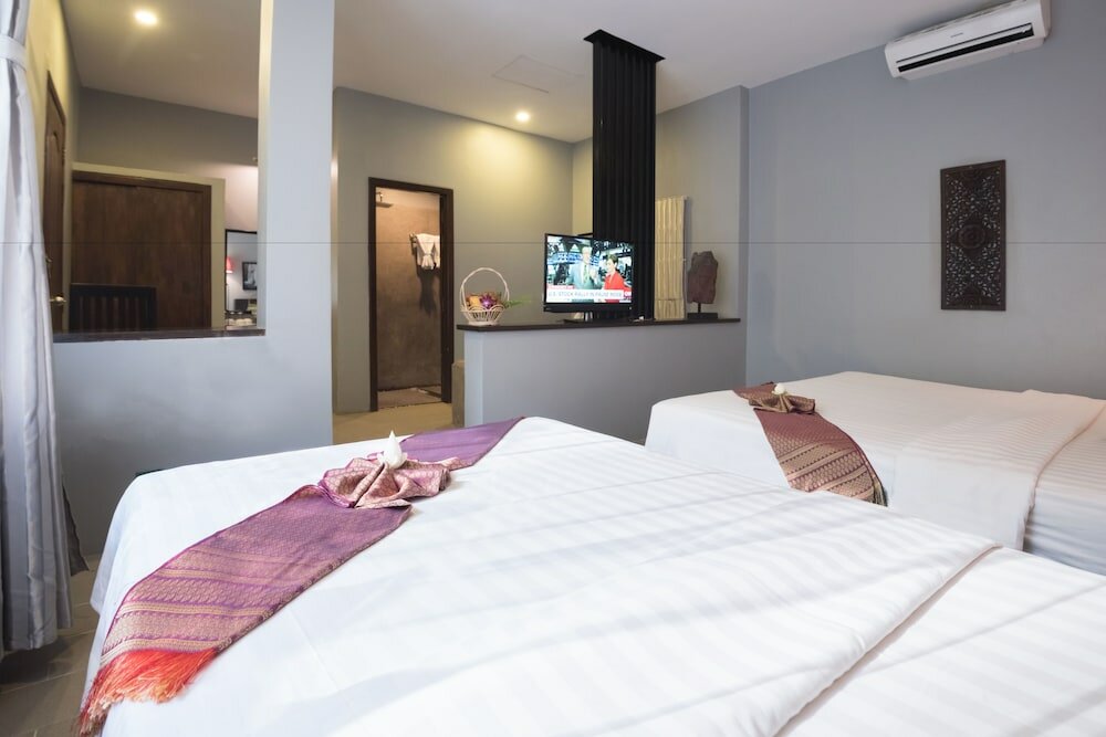 Фото Skor Boutique