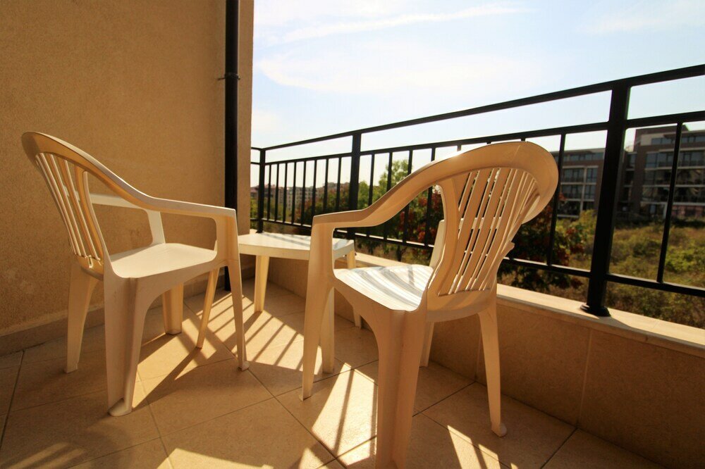 Фото Menada Luxor Apartments