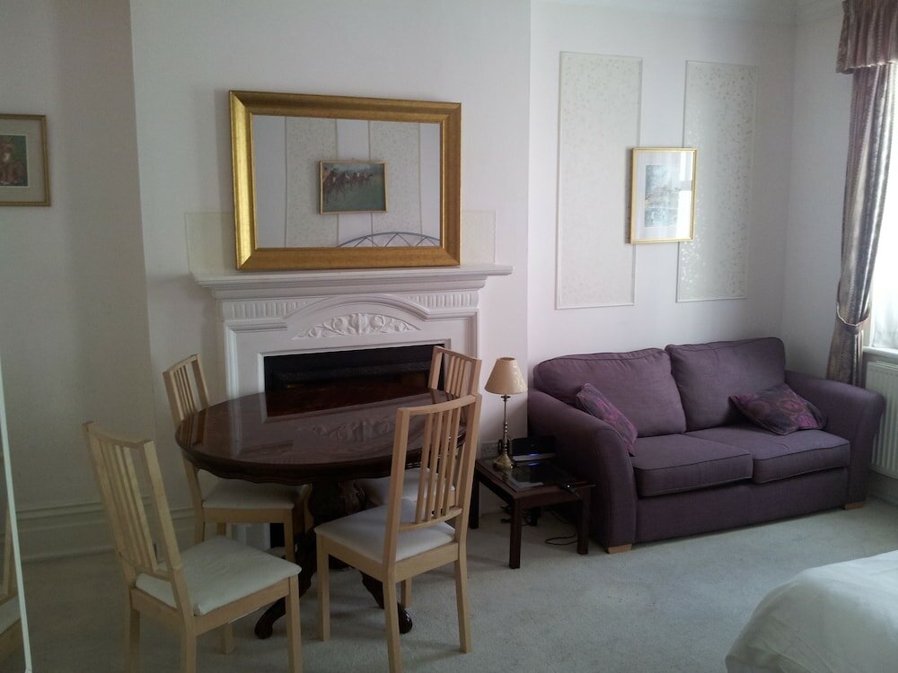 Фото London Aparthotel