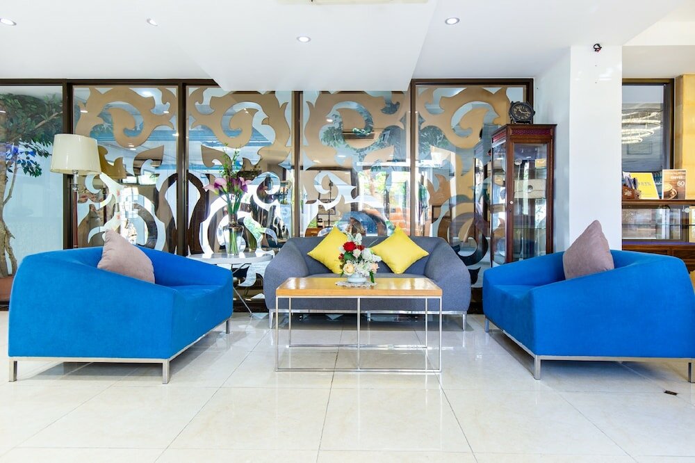 Фото Lasalle Suites Hotel & Residence