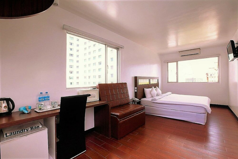 Фото Clover Hotel City Center