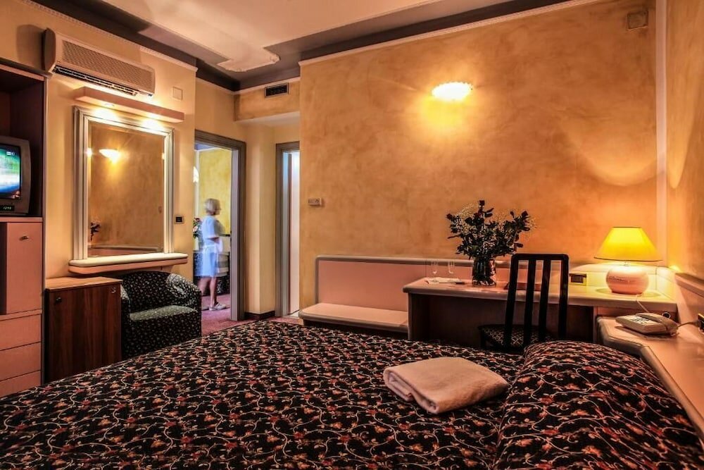 Фото Hotel Grazia Deledda