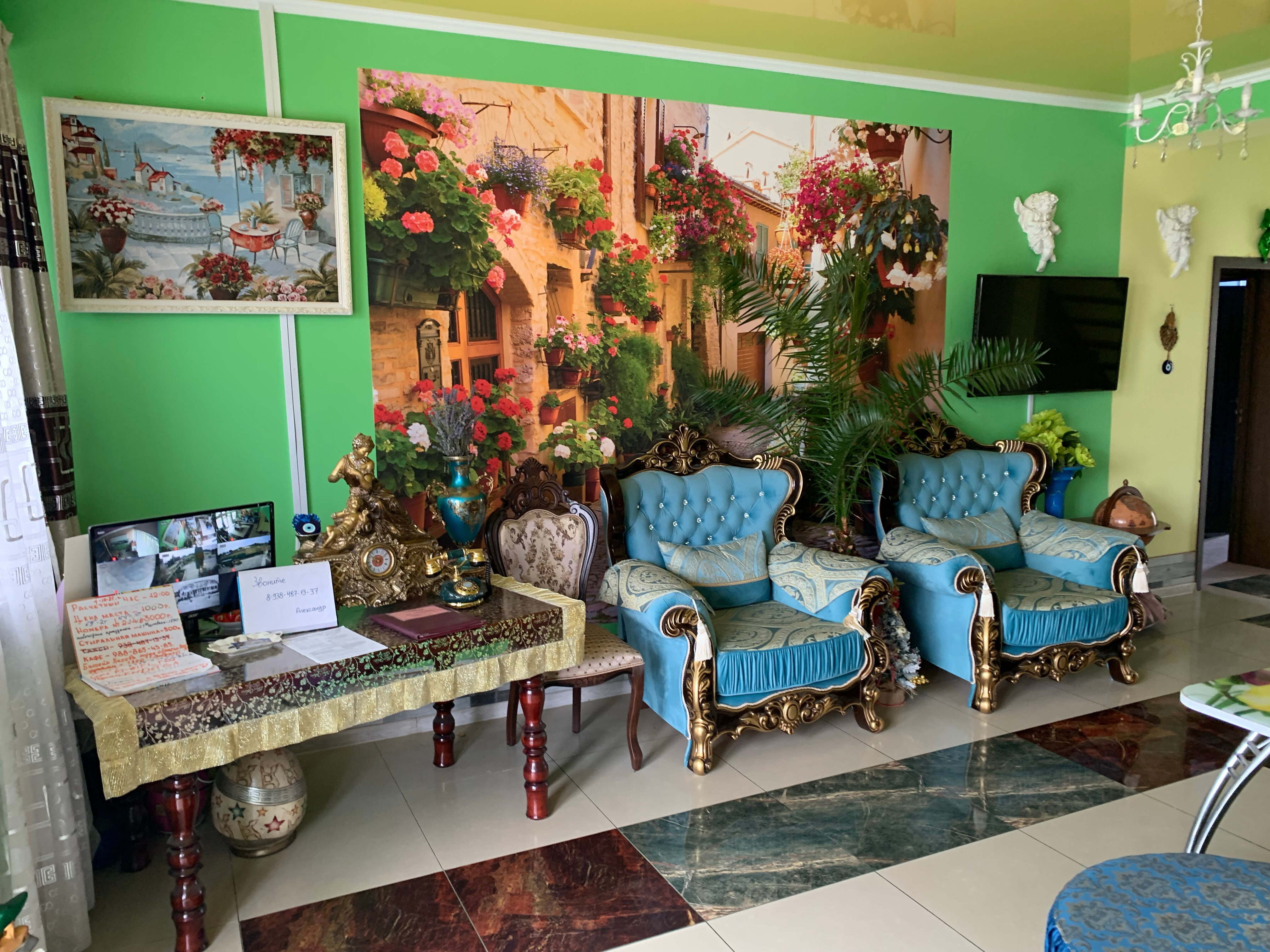 Фото отеля 2