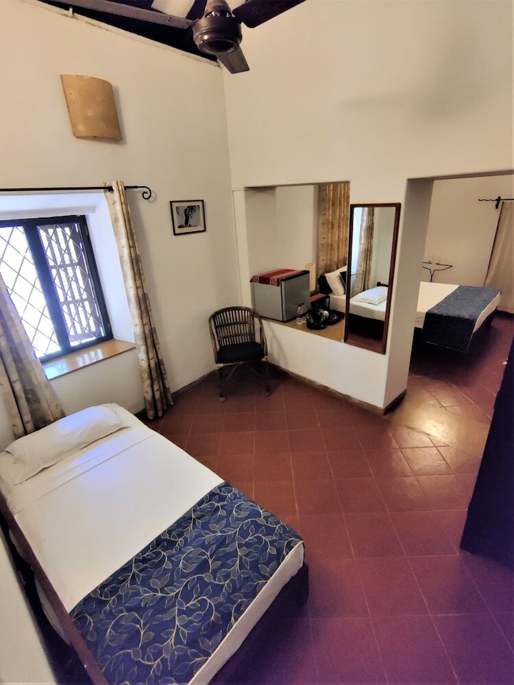 Фото Granpa's Inn Hotel Bougainvillea